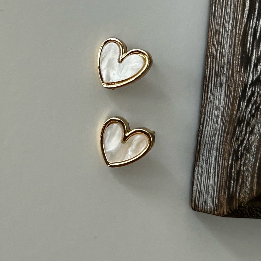 🍂Sweet Heart Earrings. Cheetah, Brown or Ivory with Gold. - Picture 3 of 12